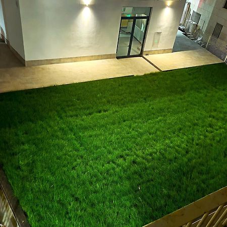 Apartament S. Ambrogio Square Mediolan Zewnętrze zdjęcie